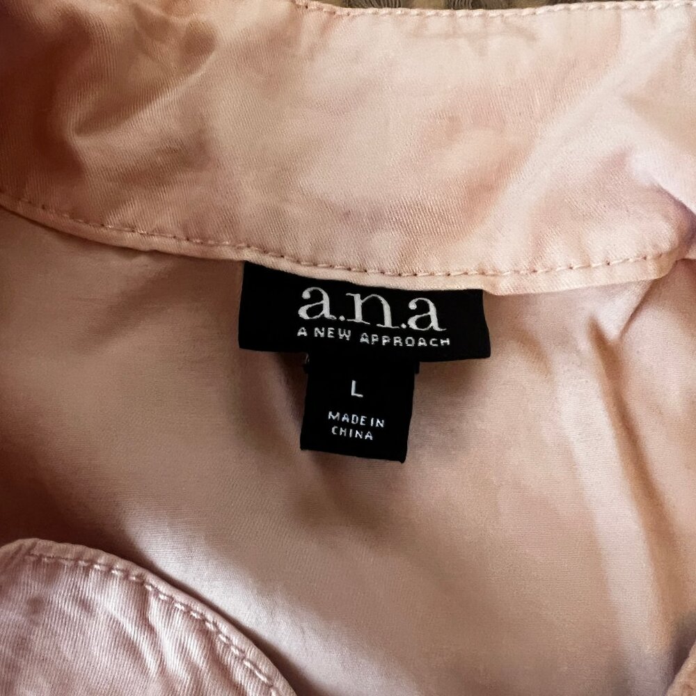 a.n.a. Pale Pink Lightweight Vest, Size Large, NWOT - Picture 3 of 4